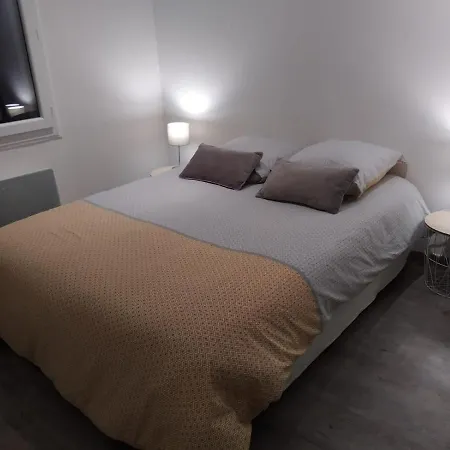 Jolie Maison Tuffeau Centre De Avec Local Velos Prázdninový dům