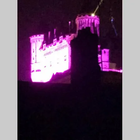 Jolie Maison Tuffeau Centre De Avec Local Velos