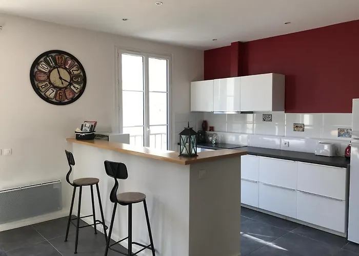 Jolie Maison Tuffeau Centre De Avec Local Velos * Saumur