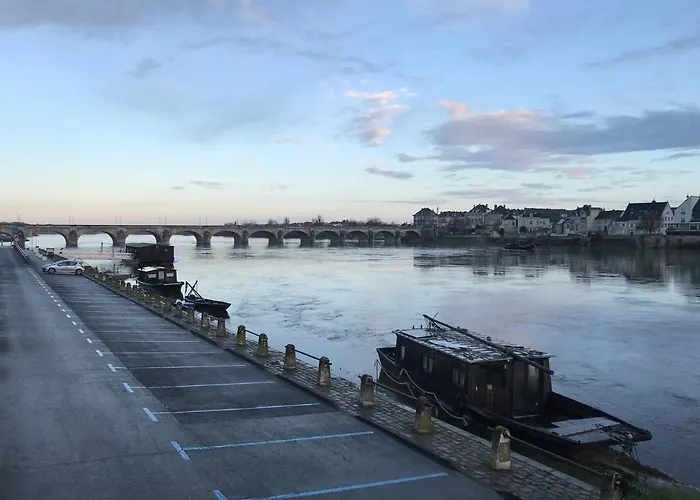 Prázdninový dům Jolie Maison Tuffeau Centre De Avec Local Velos